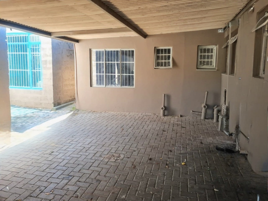 23 Bedroom Property for Sale in Brandwag Free State